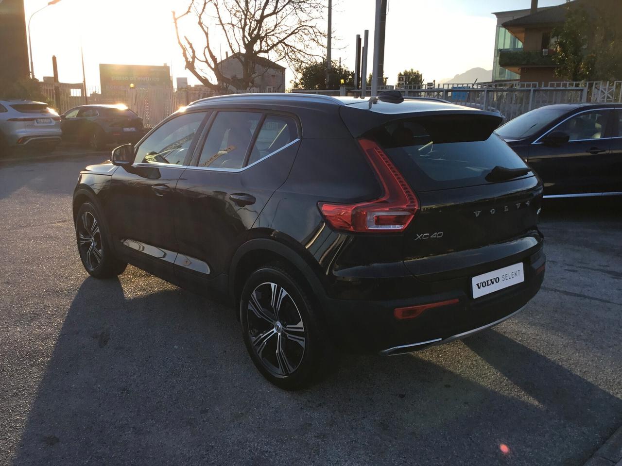 Volvo XC40 D3 Geartronic Inscription AUTOCARRO