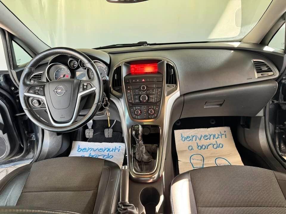 Opel Astra 1.4 Turbo 140CV 5 porte GPL Tech Cosmo