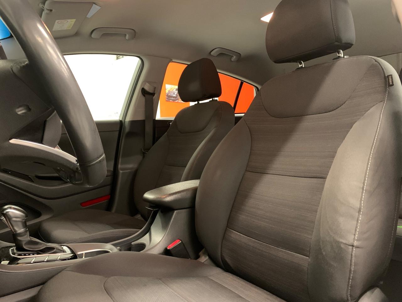 Hyundai Ioniq 1.6 Hybrid DCT Comfort