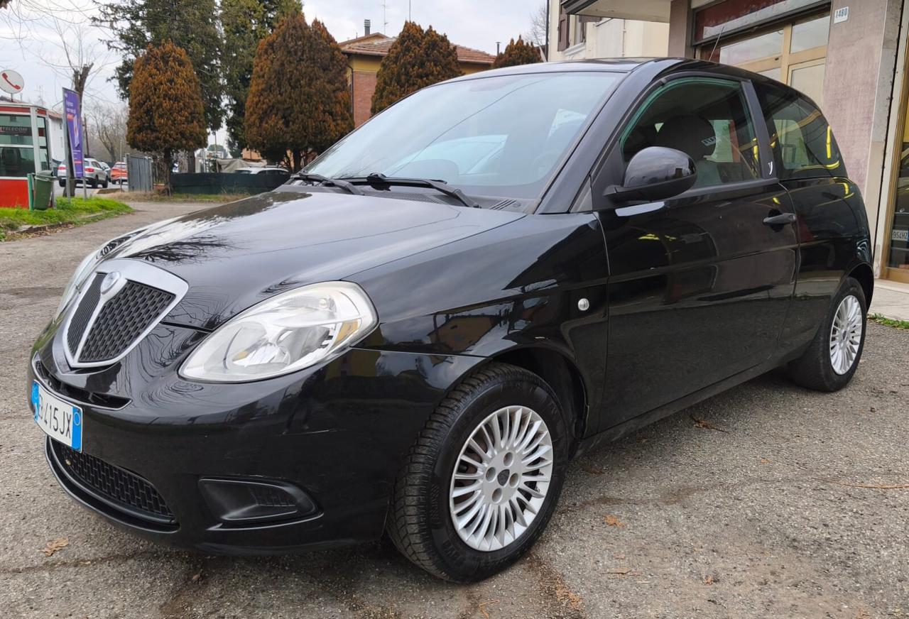 Lancia Ypsilon 1.2 Elle