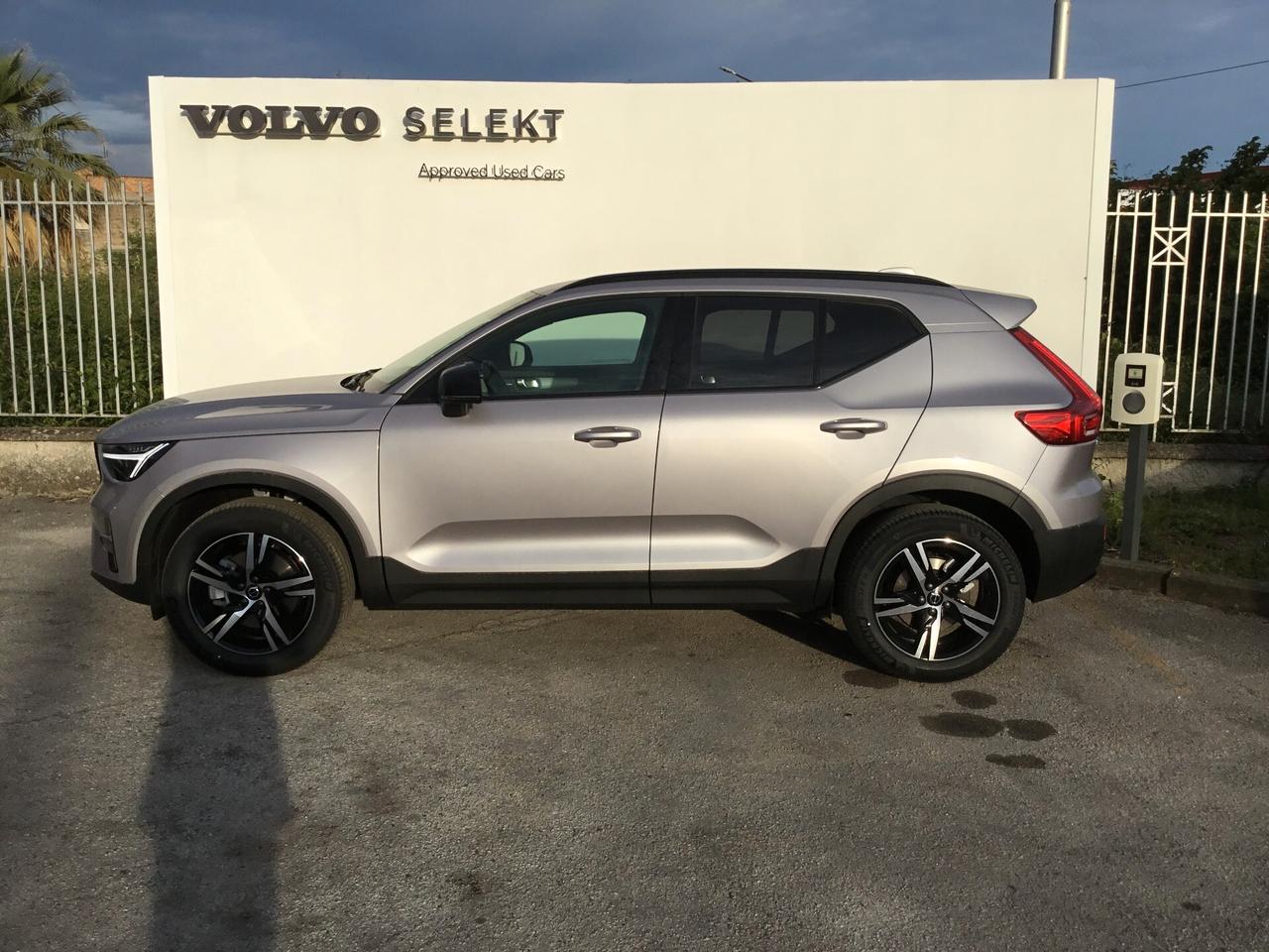 Volvo XC40 B3 Aut. Plus Dark