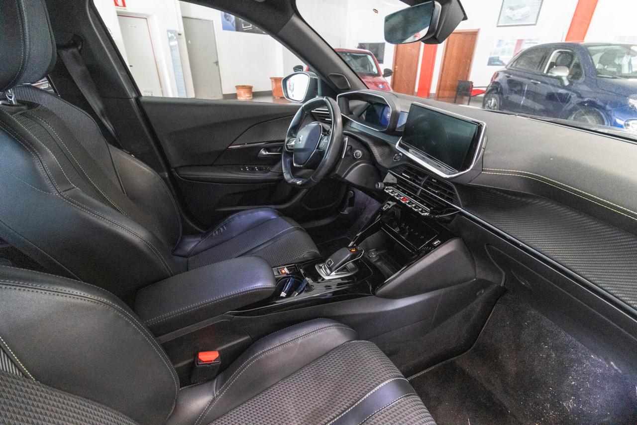 Peugeot 2008 PureTech 130S&S EAT8 GT LINE