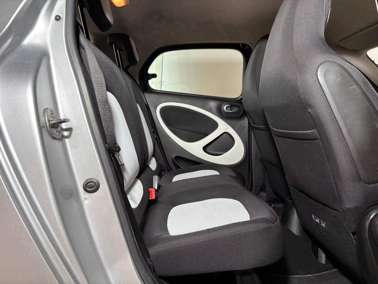 Smart ForFour 1.0 Benzina 71 CV