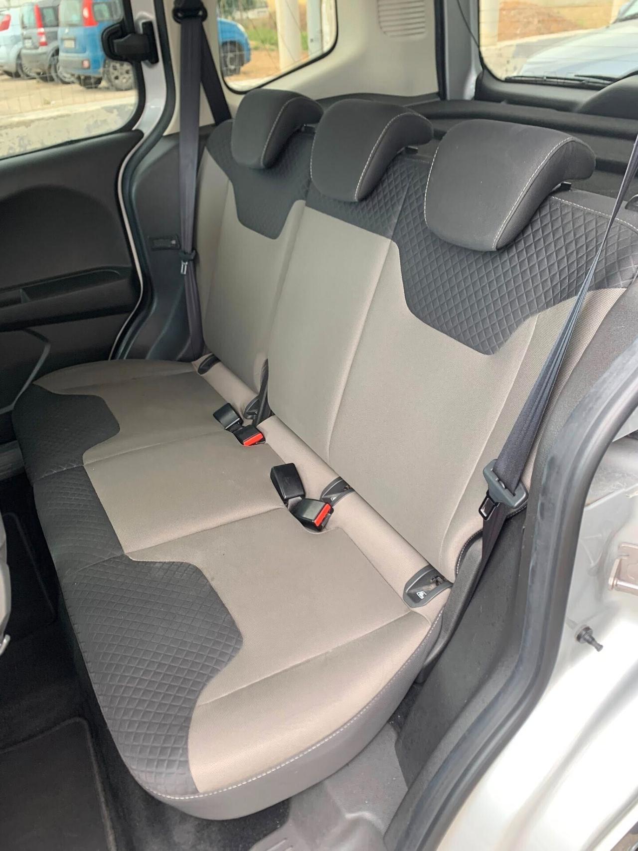 Ford Tourneo Courier 1.5 TDCI 75 CV S&S Plus