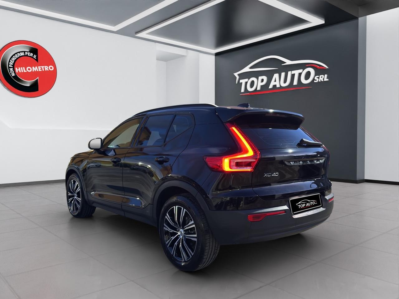 VOLVO XC40 D3 GEARTRONIC MOMENTUM - MY20