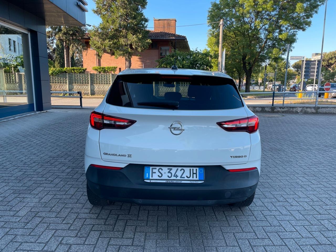 Opel Grandland X 1.6 Diesel 120 cv