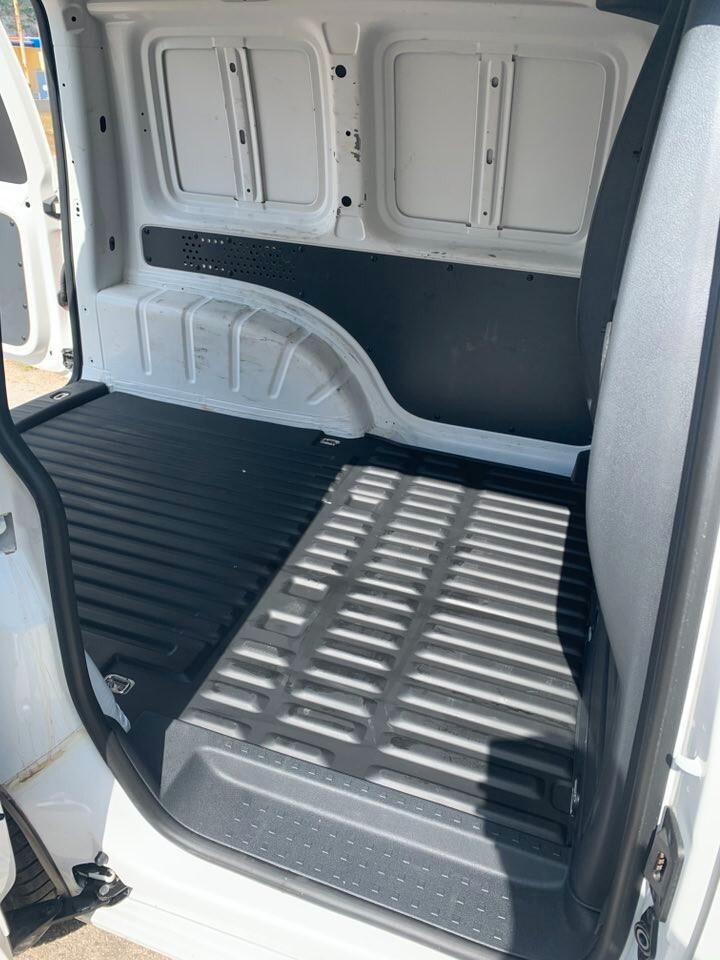 Volkswagen Caddy 2.0cc 102 CV DSG iva inclusa