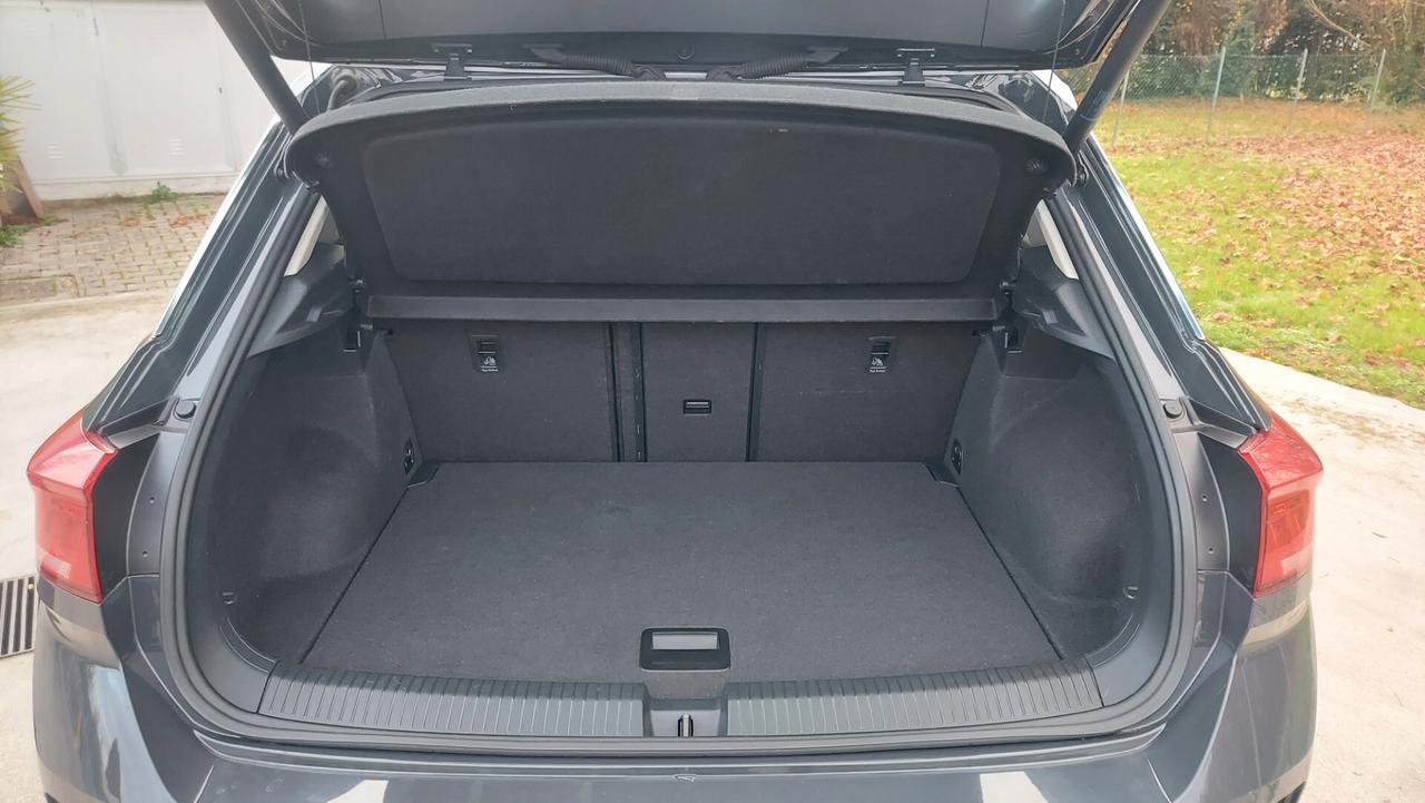 Volkswagen T-Roc 2.0 TDI - 4MOTION - Manuale