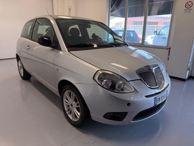 LANCIA Ypsilon 1.3 MJT 75 CV Unyca