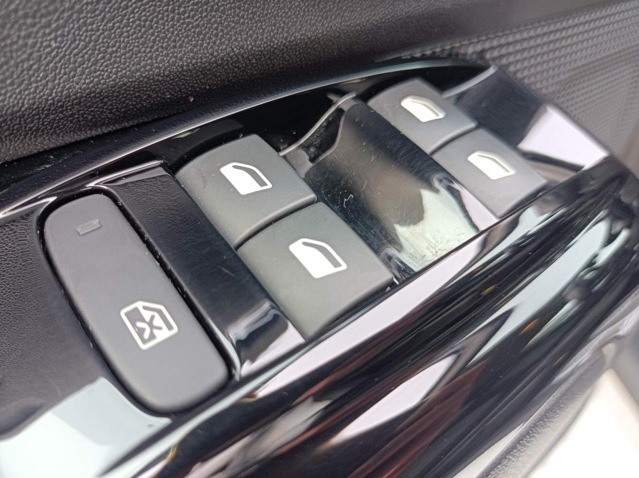 Citroen C3 PureTech 83 S&S Shine Pack