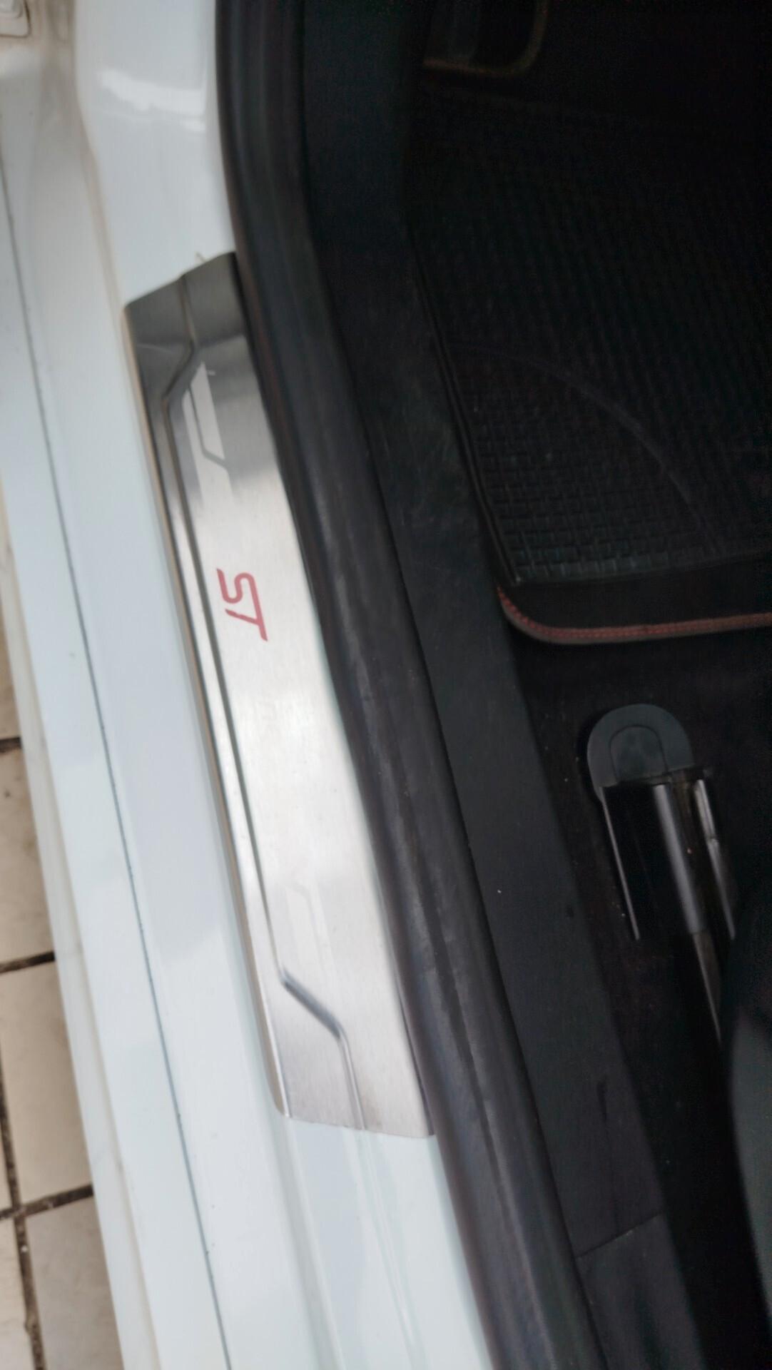 Ford Fiesta 1.1 85 CV 5 porte ST-Line