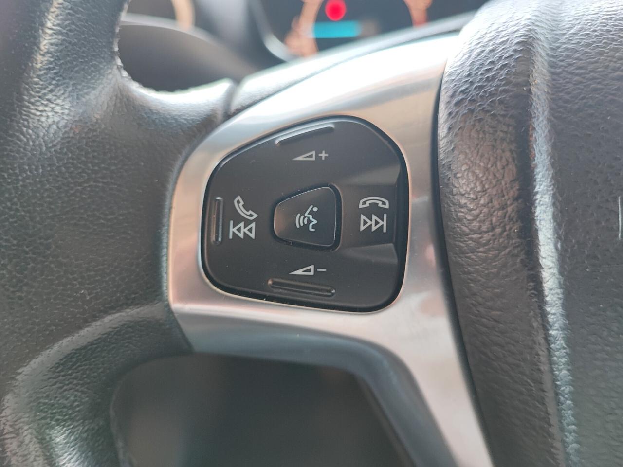 Ford Fiesta 1.4 5 porte Bz.- GPL