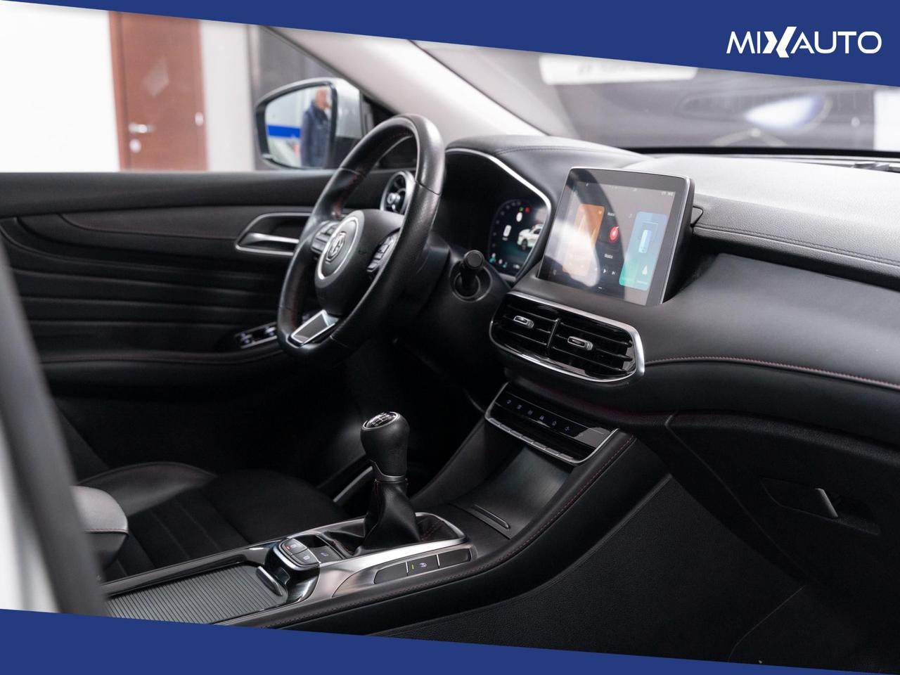 MG HS 1.5 MT Luxury 2WD