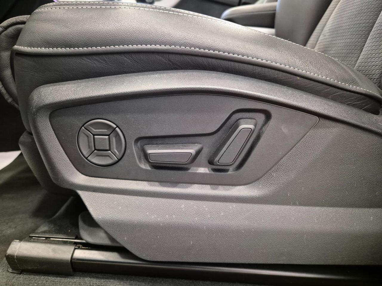 Audi Q8 3.0 tdi mhev S line edition quattro 286cv Tetto Panor. Fari Matrix