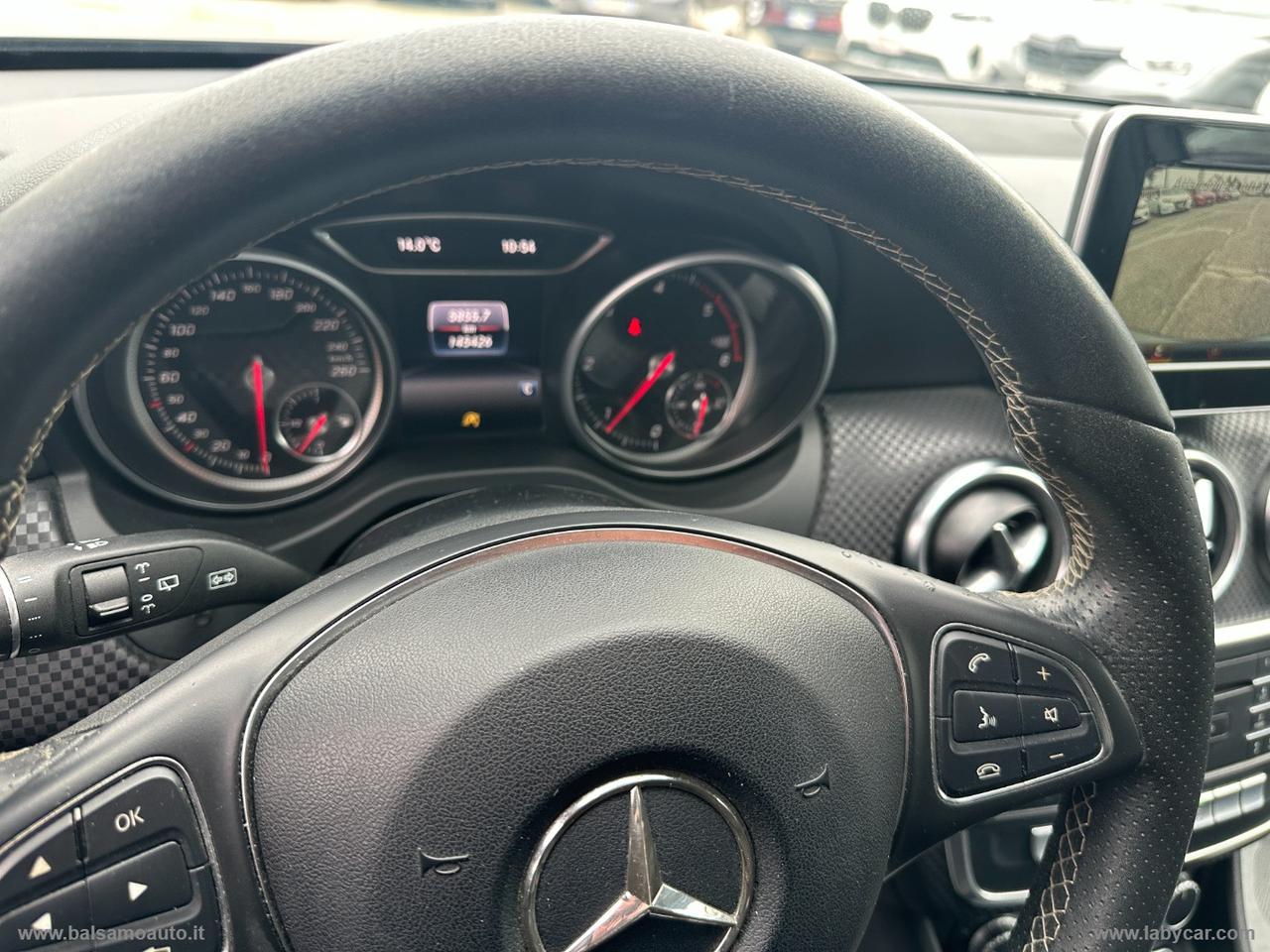 MERCEDES-BENZ A 180 CDI Premium