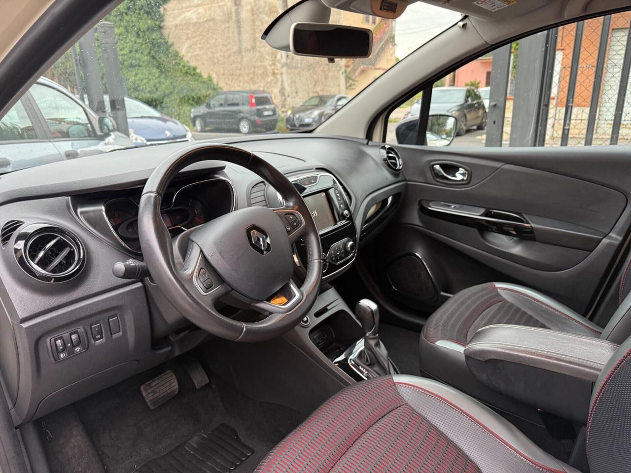Renault Captur 1.5 dCi 90 CV EDC automatica