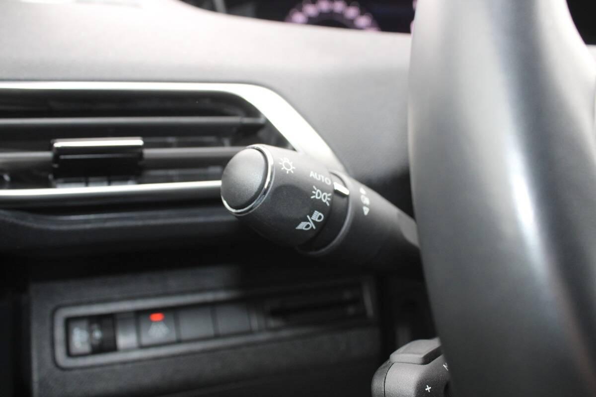 Peugeot 3008 II 1.5 bluehdi Allure Pack s&s 130cv eat8