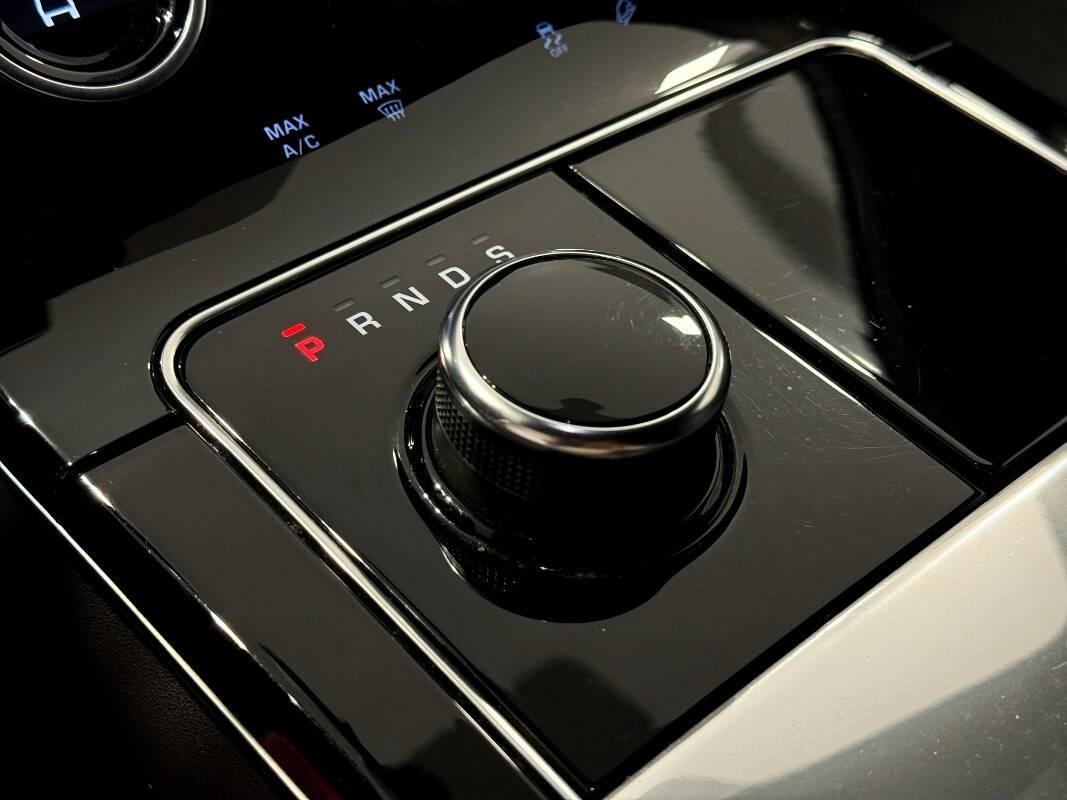 Land Rover Range Rover Velar 2.0d i4 R-Dynamic HSE 240cv auto my19