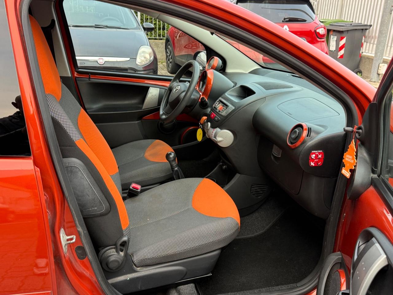 Toyota Aygo 1.0 12V VVT-i 5 porte Tobasco