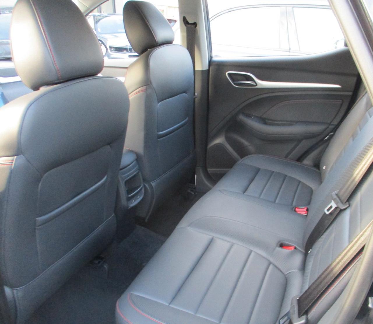 Mg ZS 1.5 Luxury - Carplay/Led