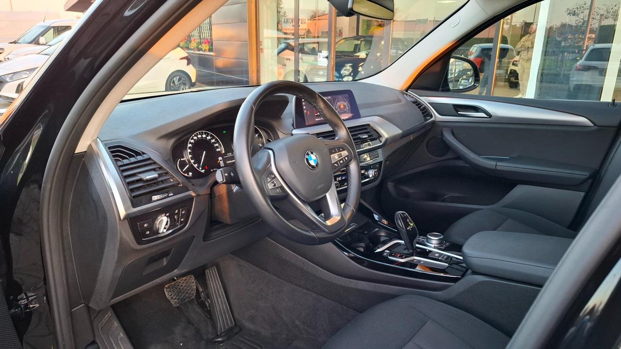 BMW X3 xdrive20d mhev 48V Business Advantage auto