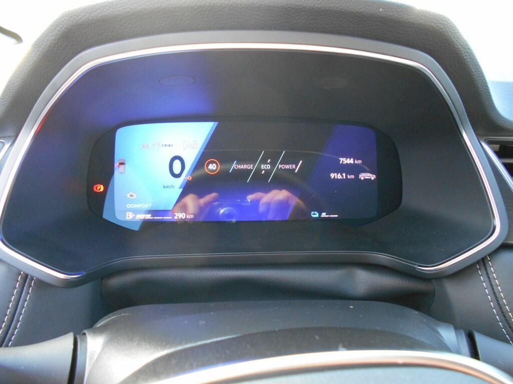 Renault Captur 1.6 E-Tech full hybrid Iconic Auto