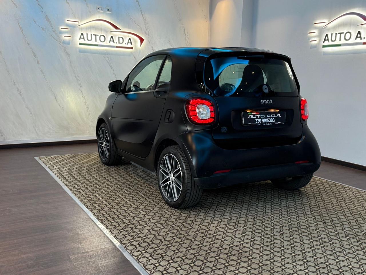 Smart ForTwo EQ BRABUS Style Parisblue