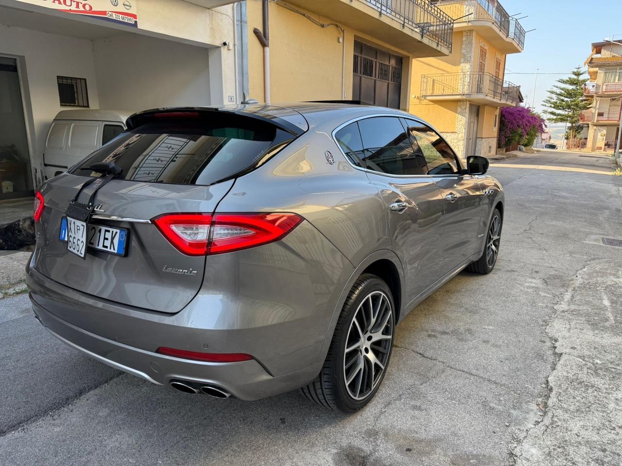 Maserati Levante V6 Diesel 275 CV AWD Granlusso