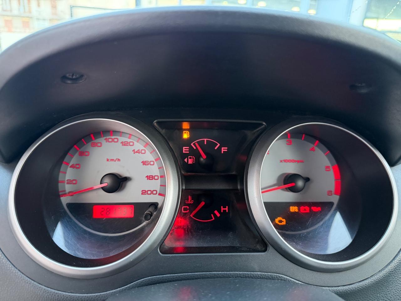 Suzuki Ignis 1.3 DDiS 16V cat Deluxe Clima