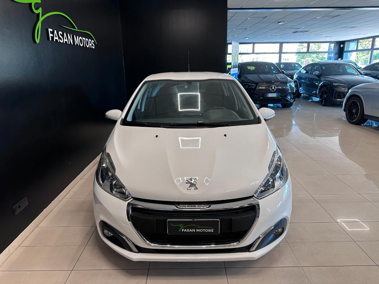 Peugeot 208 5 Porte 208 5p 1.6 bluehdi Active 75cv