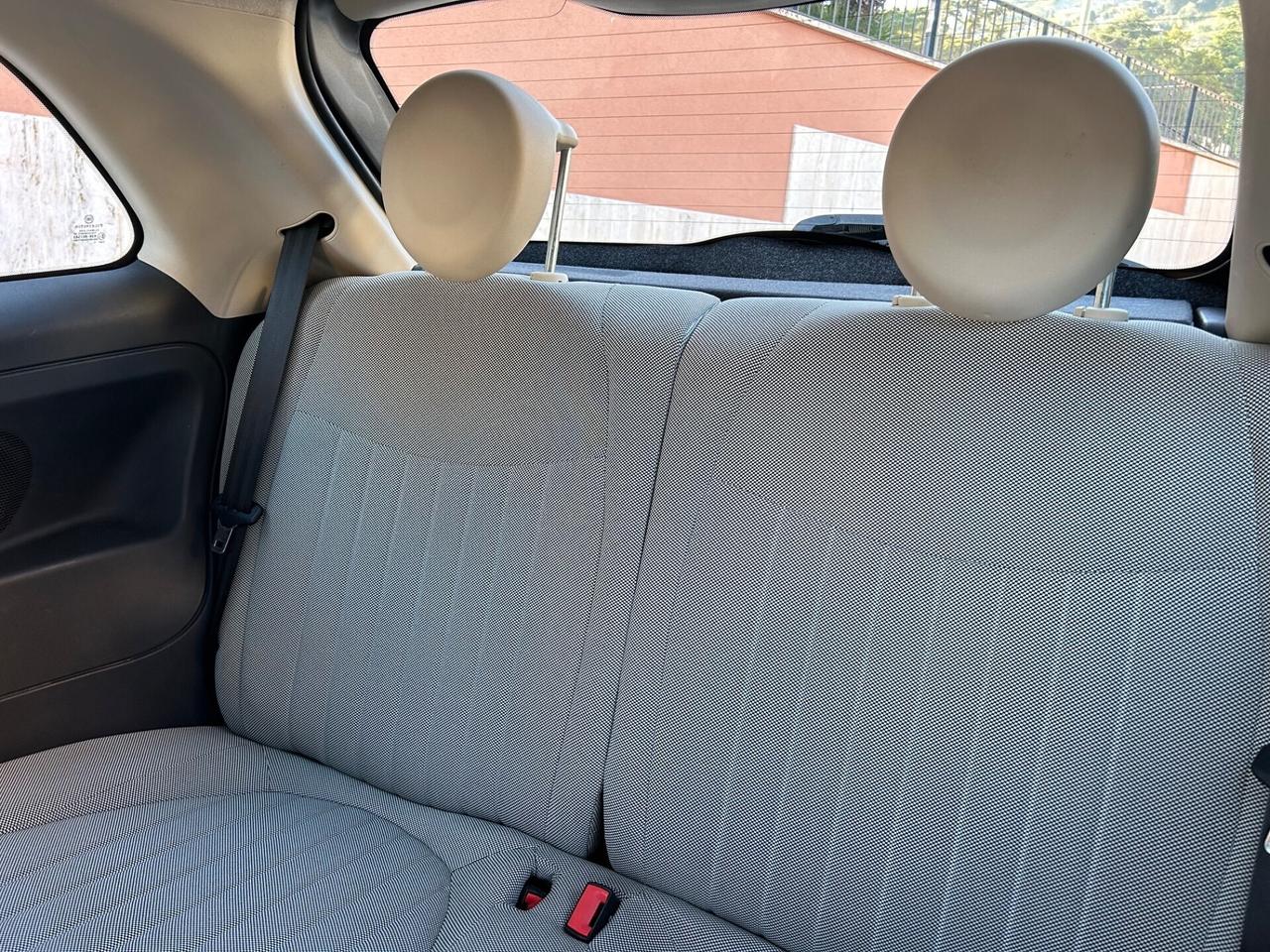 Fiat 500 1.2 Lounge ideale per neopatentati