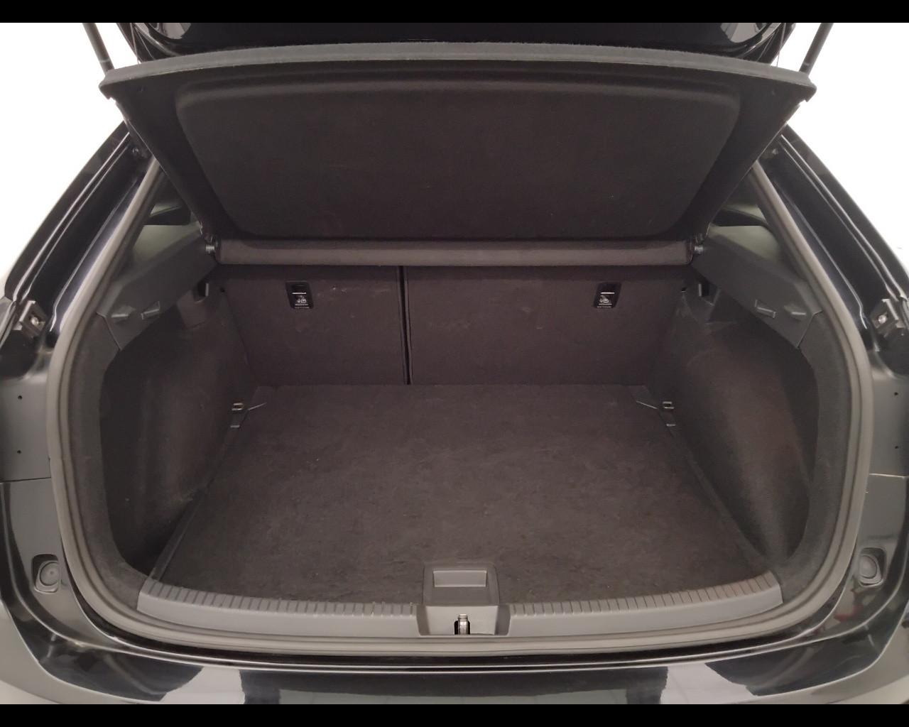 VOLKSWAGEN Taigo - Taigo 1.0 tsi R-Line 115cv