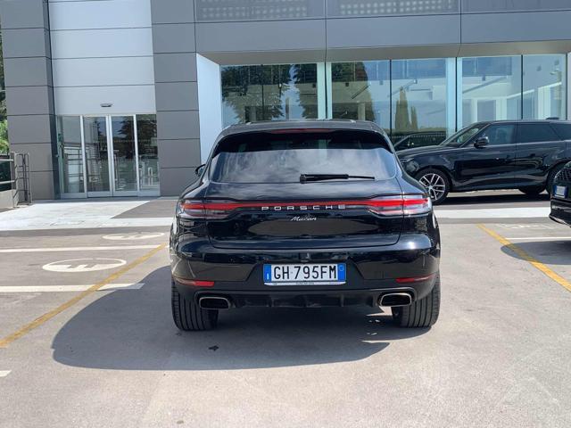 PORSCHE Macan 2.0
