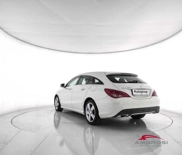 MERCEDES-BENZ CLA Shooting Brake  200 d Automatic Business