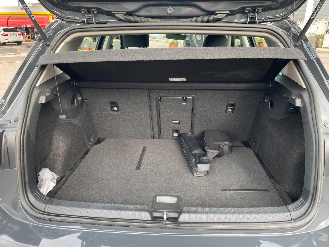 Volkswagen Golf 2.0 TDI SCR Style FINANZIABILE