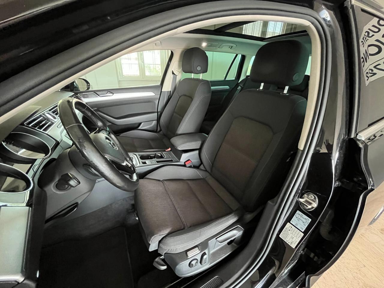 Volkswagen Passat Variat1.6 Tdi Automatica DSG 18"