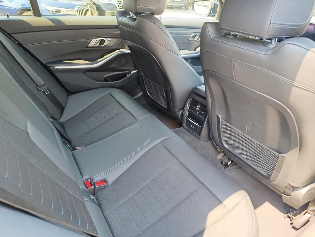 BMW 330 e Touring auto