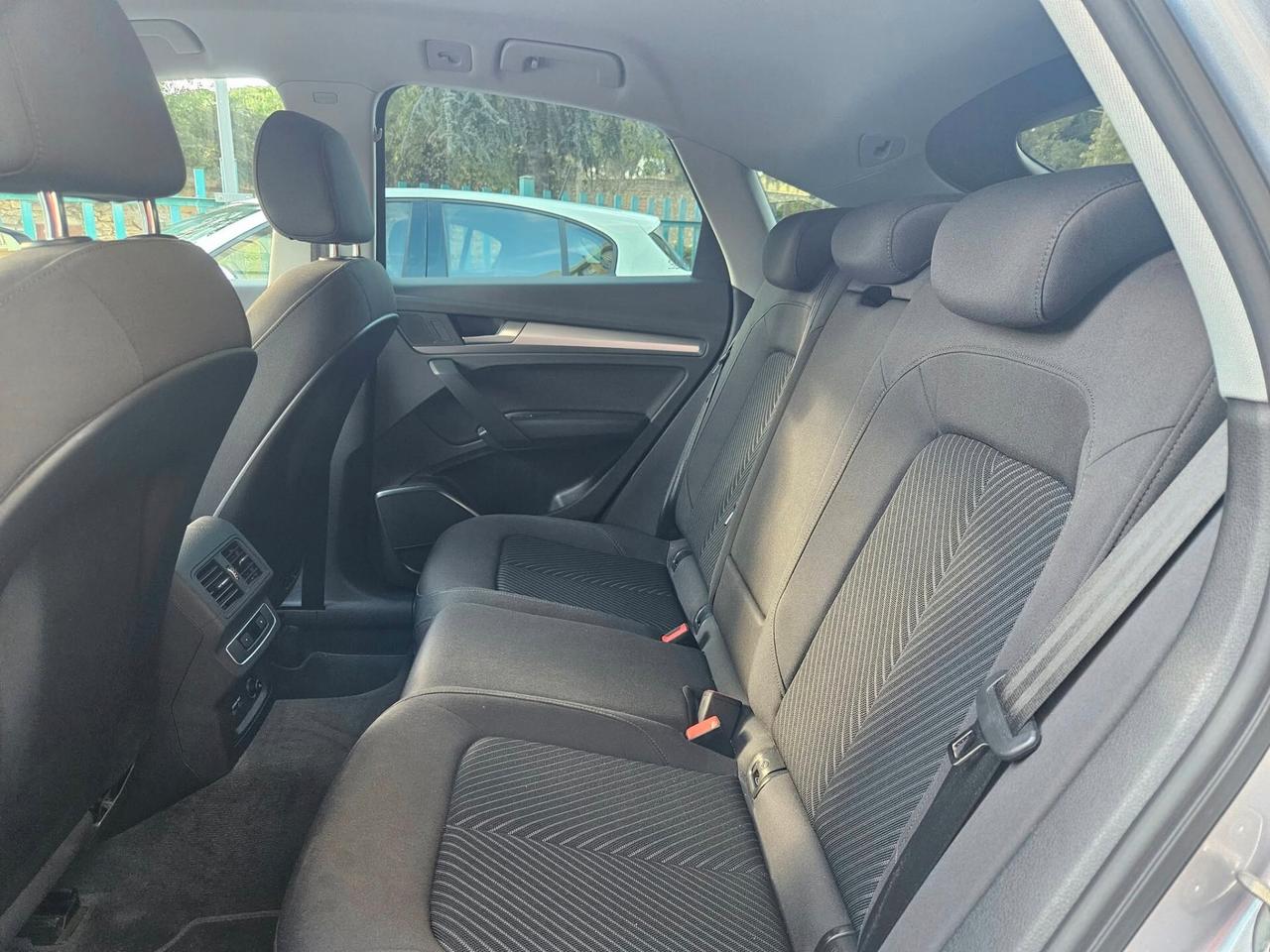 Audi Q5 35 TDI S tronic Business Advanced