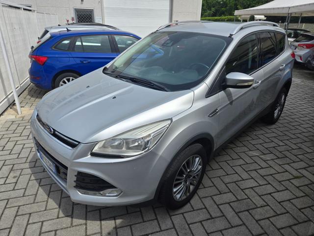 FORD Kuga 2.0 TDCI 140 CV 4WD Titanium