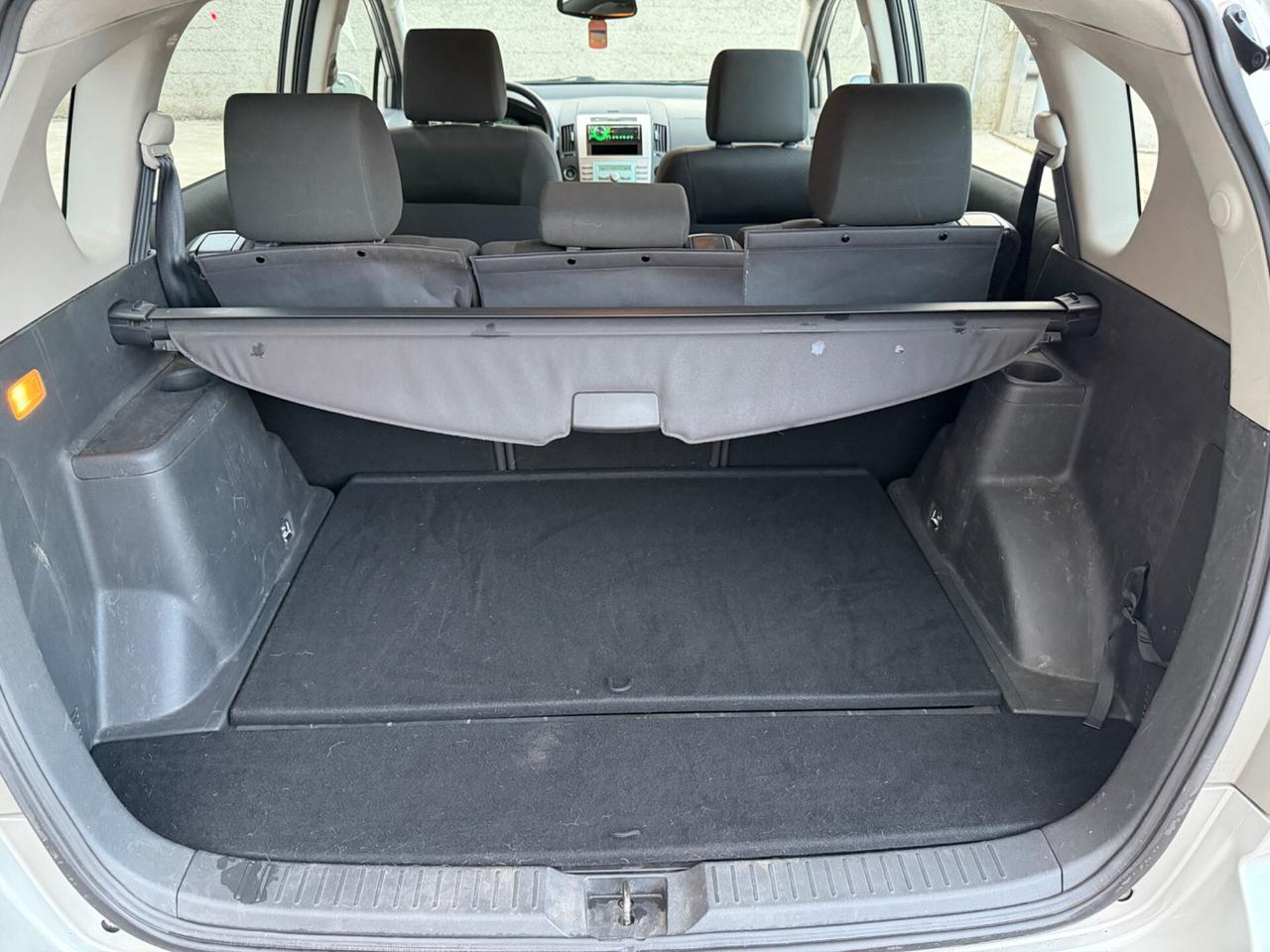Toyota Corolla Verso 1.6 benzina euro4 neopatentati