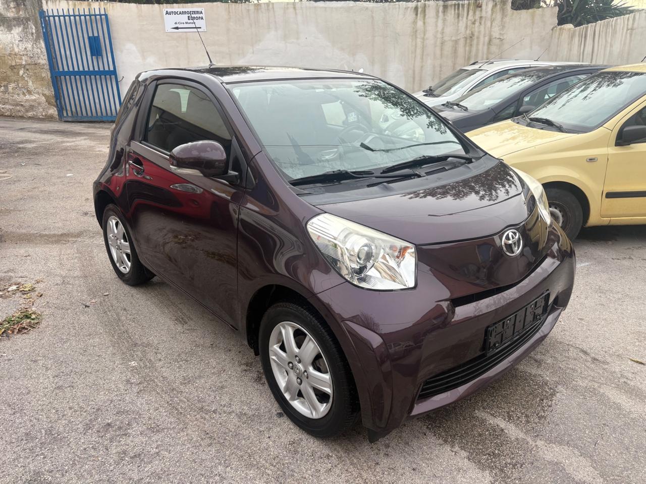 Toyota iQ 1.0 Sol
