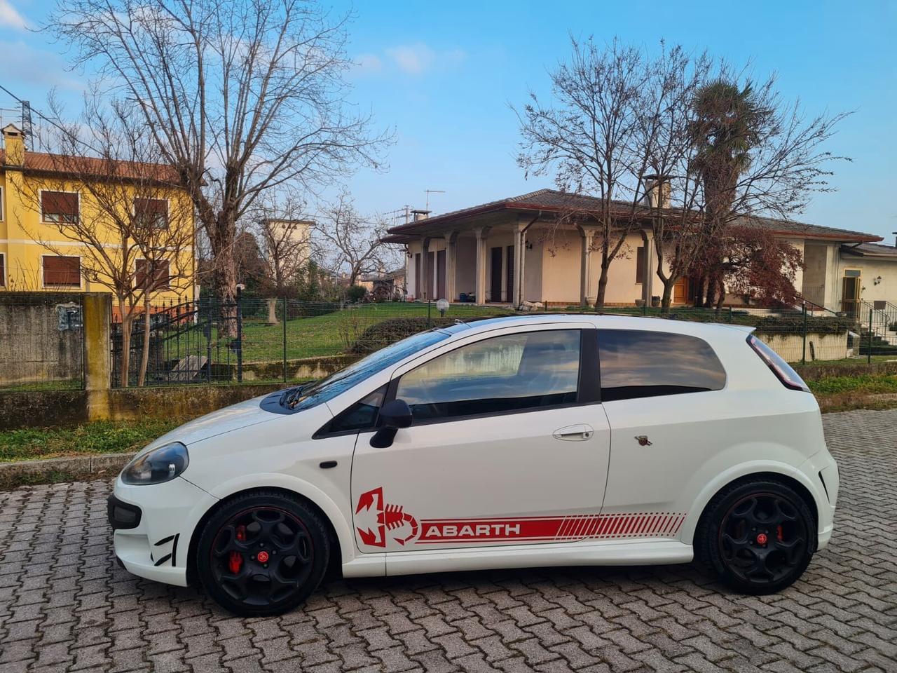 Abarth Punto EVO 1.4i 16V Turbo Multiair S&S