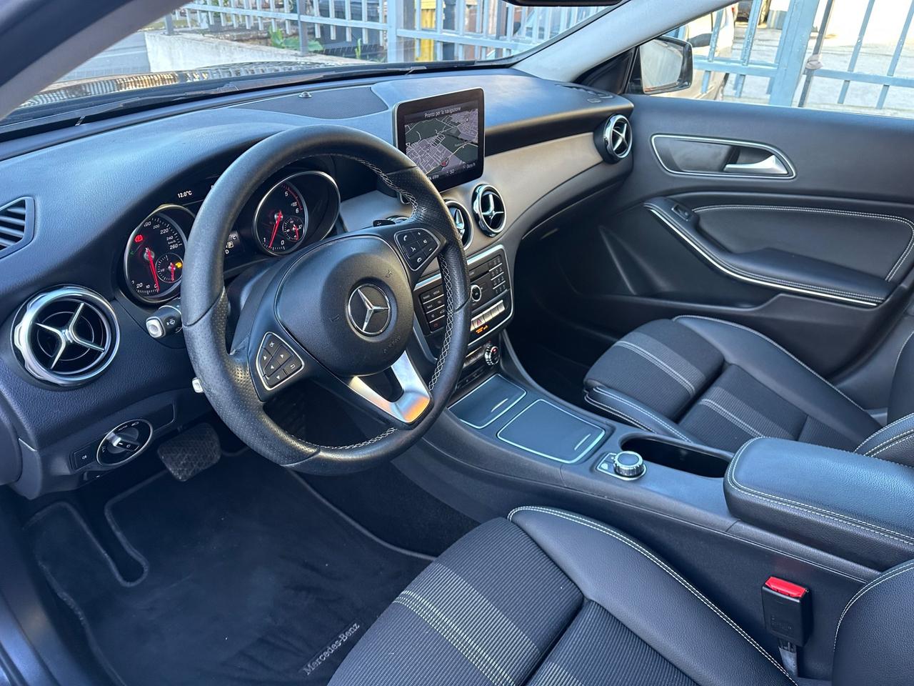 Mercedes-benz GLA 220 d Automatic 4Matic Sport