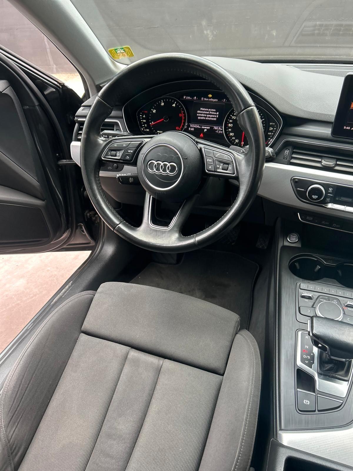 Audi A4 Avant 2.0 TDI 150 CV S tronic S line edition