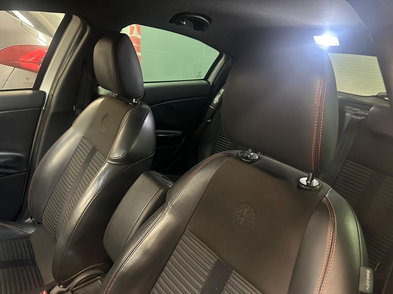 Alfa Romeo Giulietta 1.6 JTDm-2 105 CV Exclusive