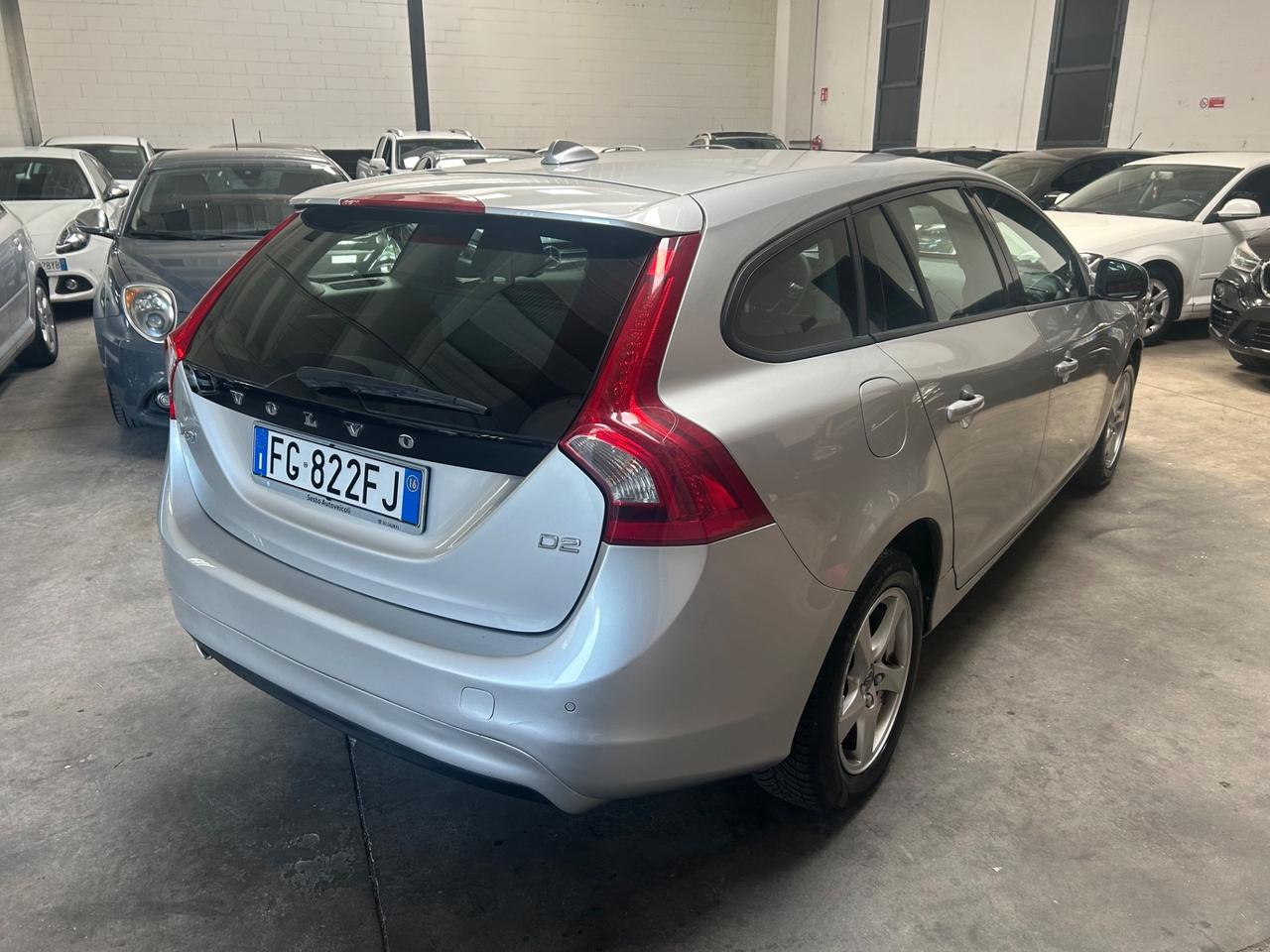 Volvo V60 D2 Summum 2.0D 120cv euro 6b