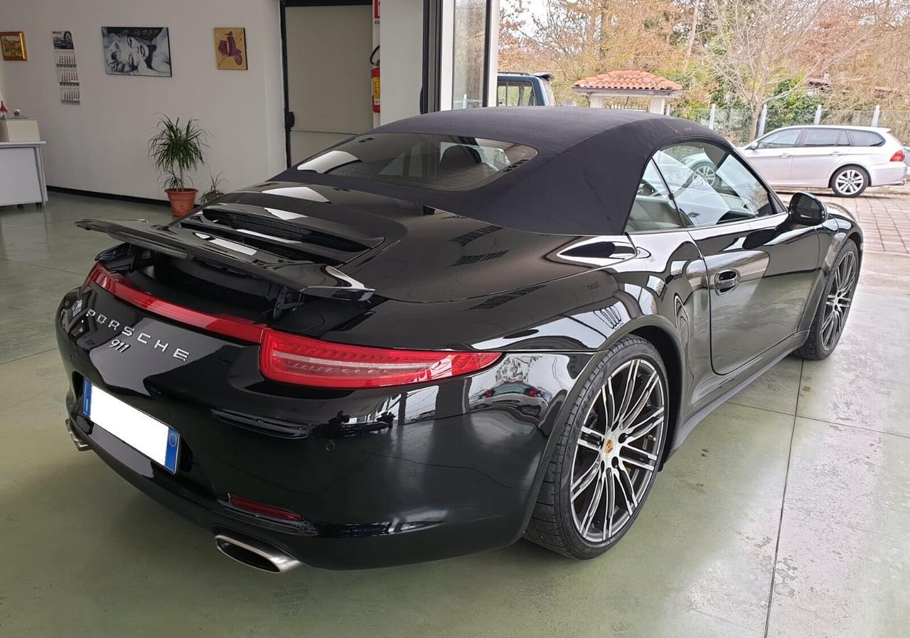 Porsche 911 3.4 Carrera 4 Cabriolet