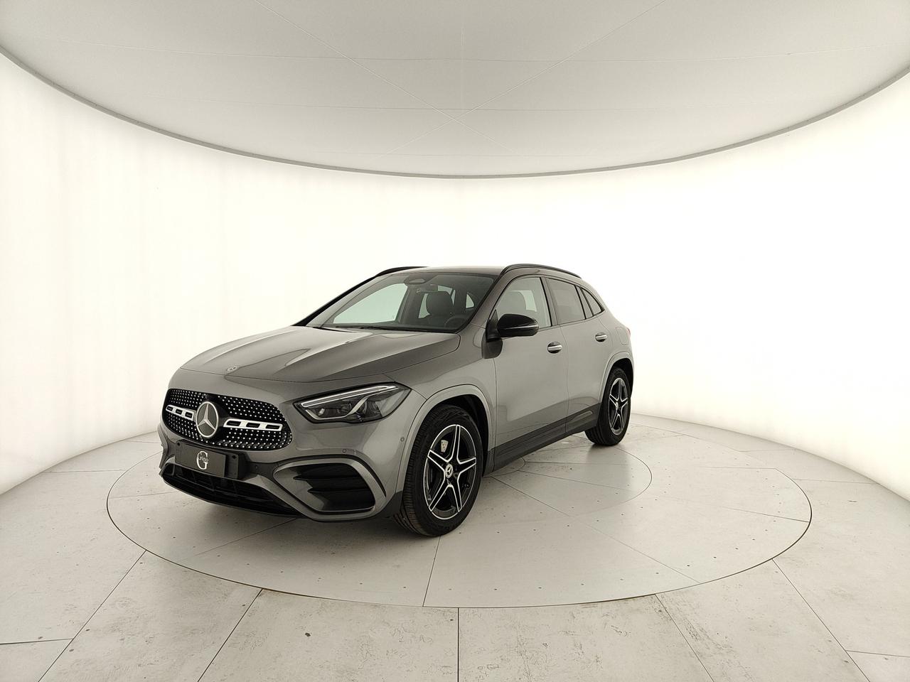 Mercedes-Benz GLA 180 d