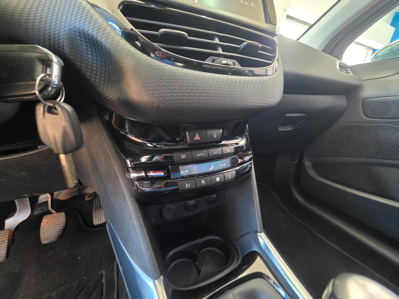 Peugeot 2008 1.6 e-HDi 115 CV Stop&Start Allure