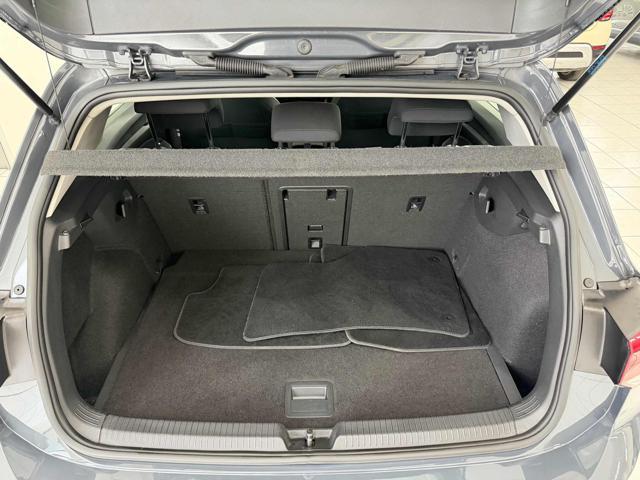 VOLKSWAGEN Golf 2.0 TDI 150 CV DSG SCR Life NAVI